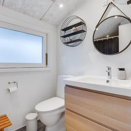 Holiday home Gusta - 500m From The Sea In Djursland And Mols By Interhome